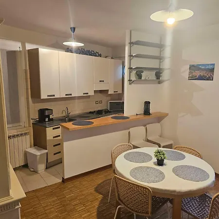 Jasmine Apartment